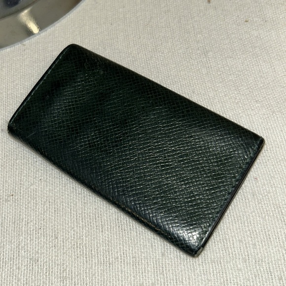 Louis Vuitton key fob holder - Picture 4 of 5